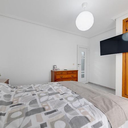 Cosy Apartment Near The Sea Torrevieja Esterno foto