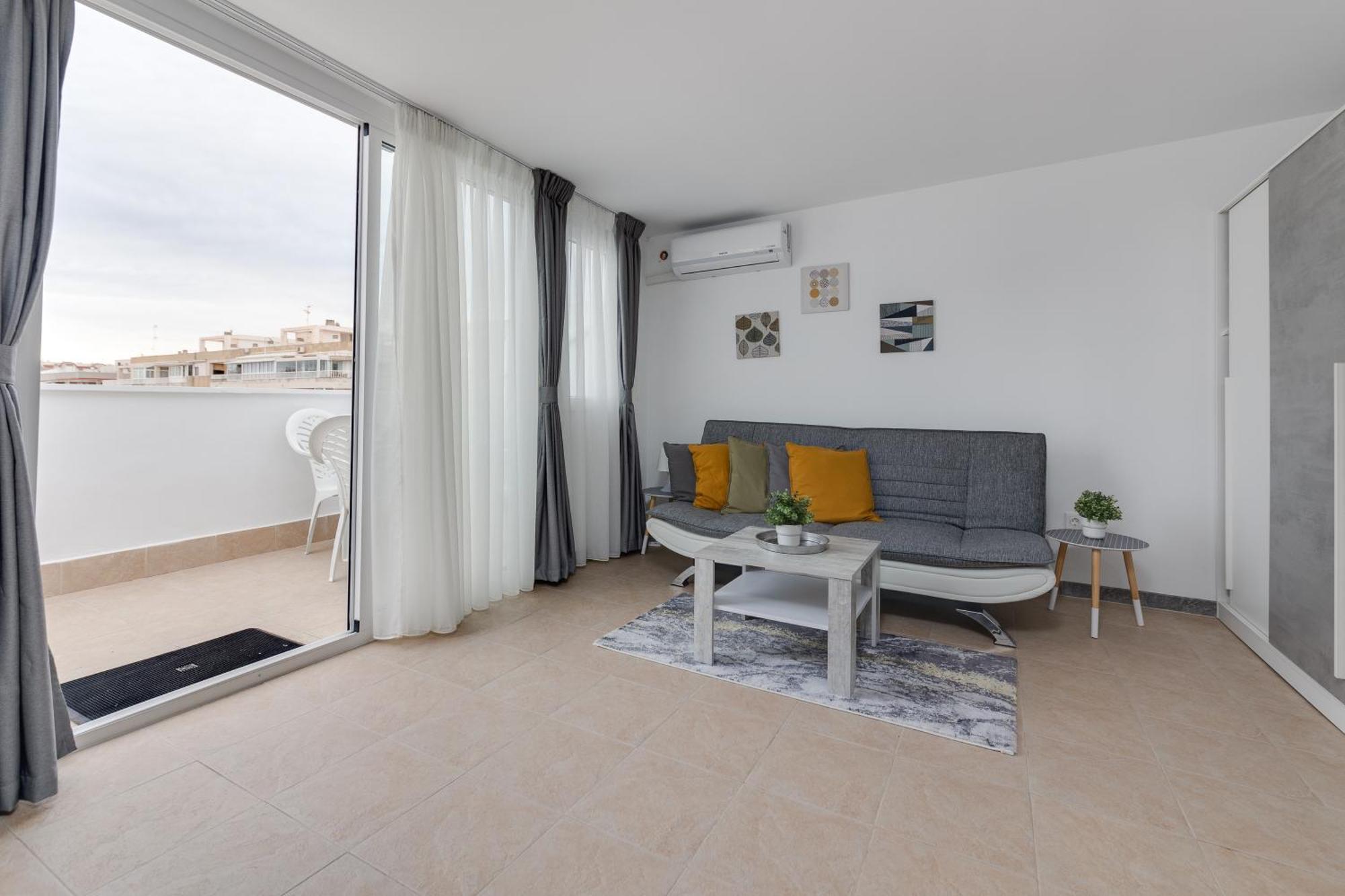 Cosy Apartment Near The Sea Torrevieja Esterno foto